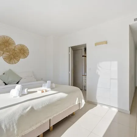 Appartement Margot - Welkeys Le Cannet